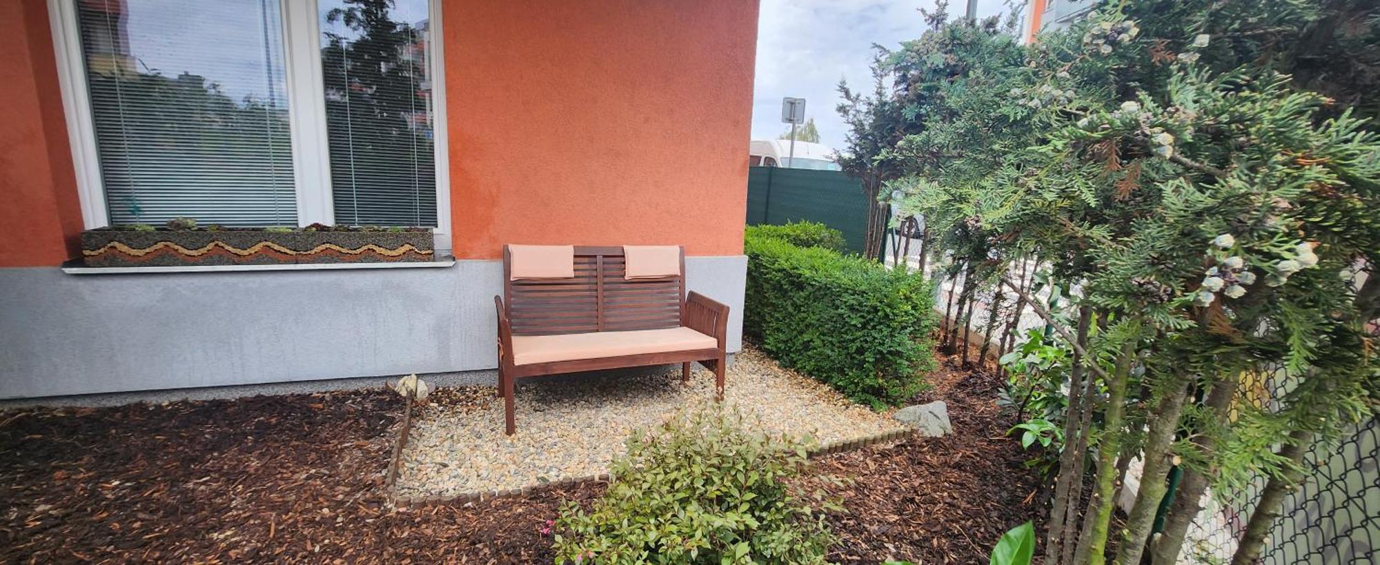 Bastien Studio Near Airport Πράγα Εξωτερικό φωτογραφία