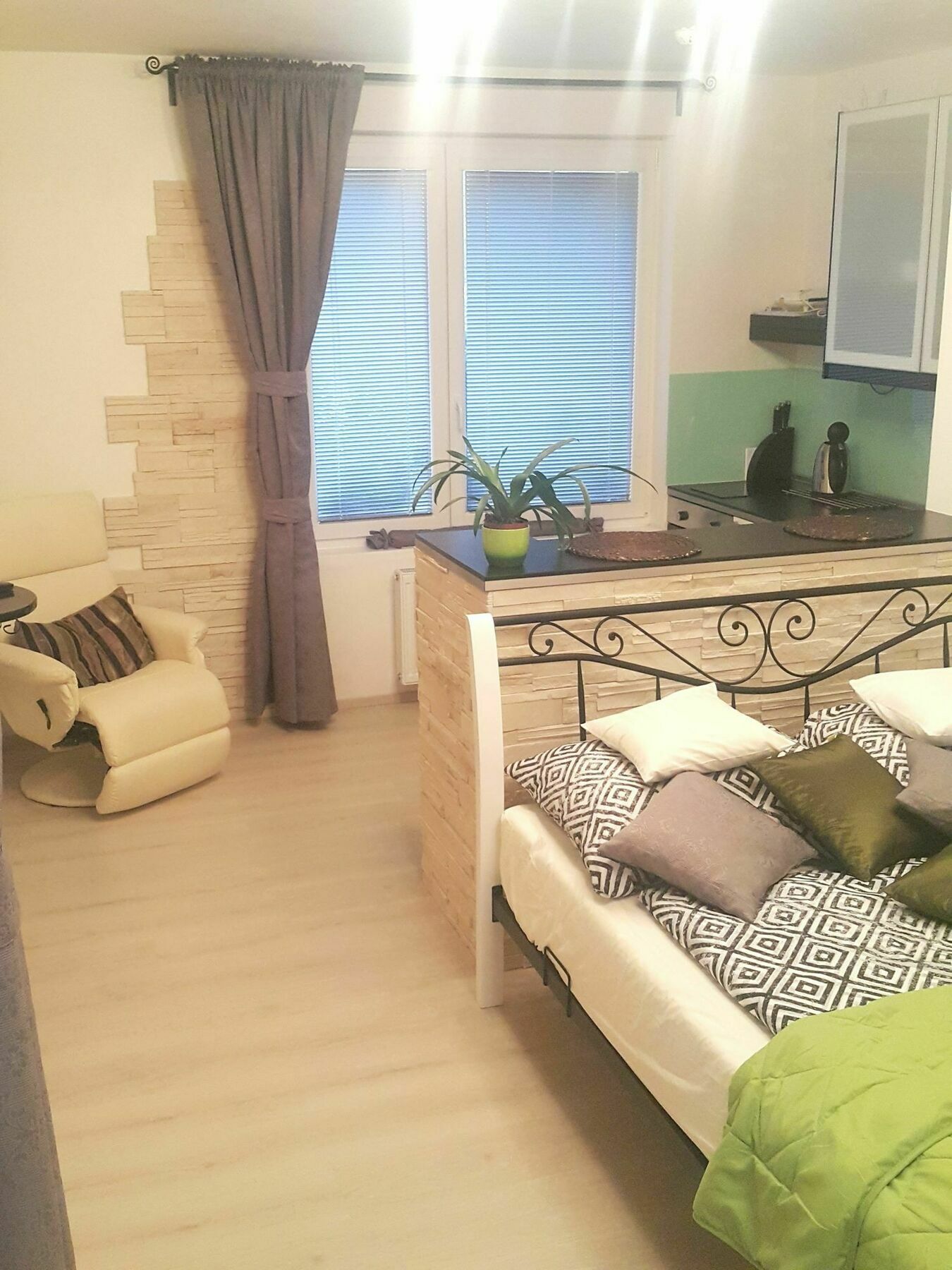 Bastien Studio Near Airport Πράγα Εξωτερικό φωτογραφία